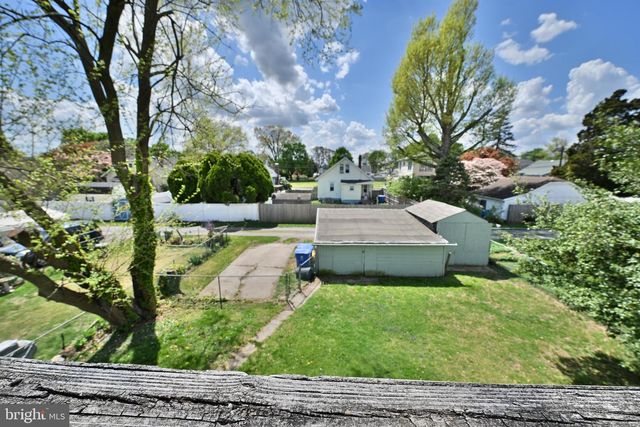438 W 3RD ST, Florence, NJ 08518