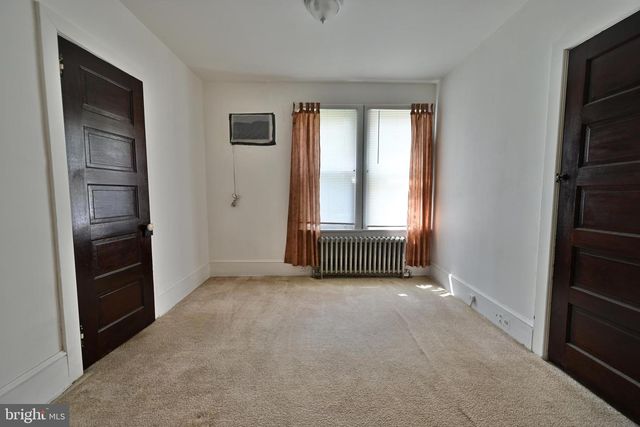 438 W 3RD ST, Florence, NJ 08518