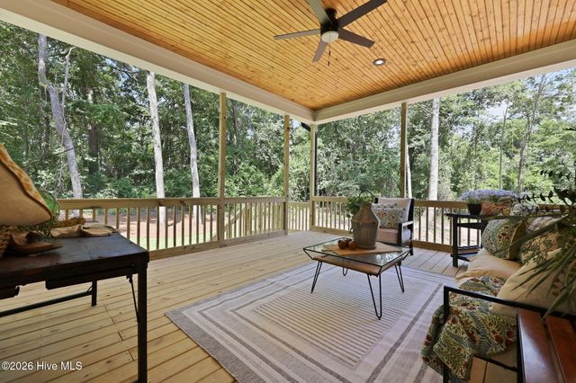 1320 S Mcneill Street, Carthage, NC 28327