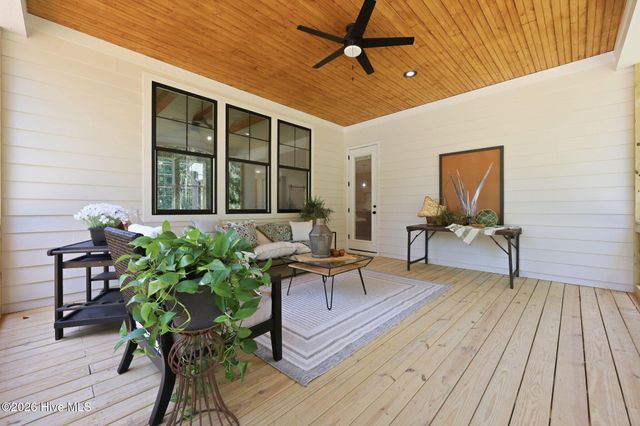 1320 S Mcneill Street, Carthage, NC 28327