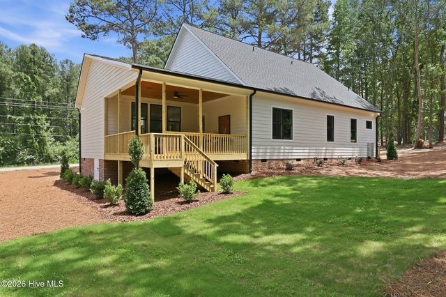 1320 S Mcneill Street, Carthage, NC 28327