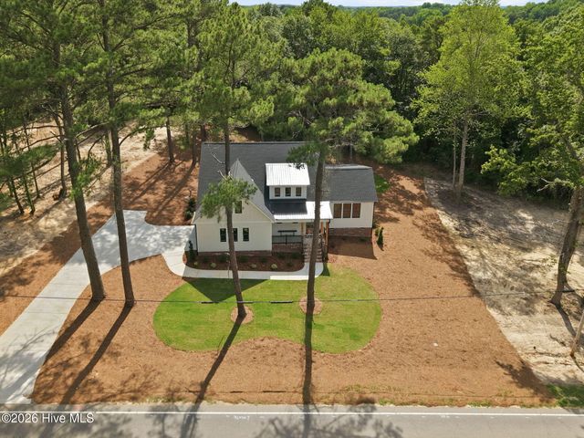 1320 S Mcneill Street, Carthage, NC 28327