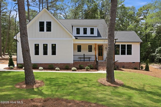 1320 S Mcneill Street, Carthage, NC 28327