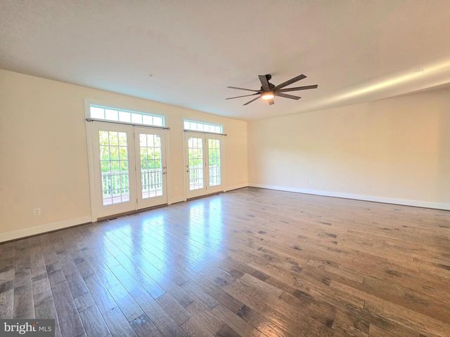 5415 STREAM BANK LN, Greenbelt, MD 20770