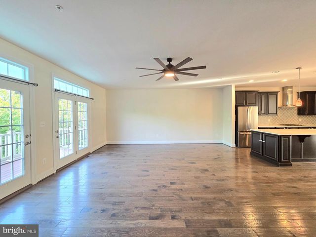 5415 STREAM BANK LN, Greenbelt, MD 20770