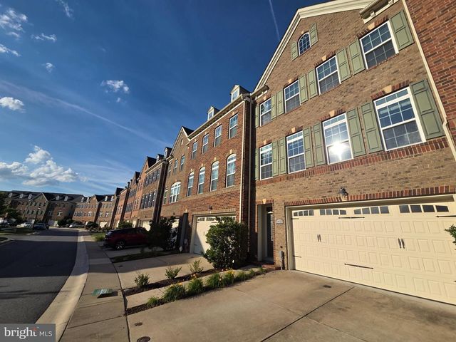 5415 STREAM BANK LN, Greenbelt, MD 20770