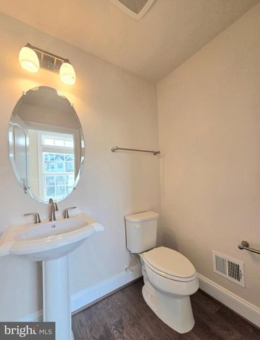 5415 STREAM BANK LN, Greenbelt, MD 20770