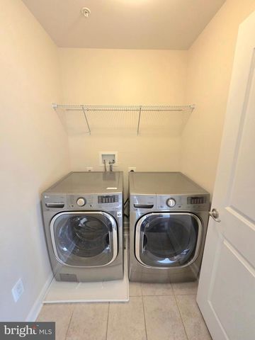 5415 STREAM BANK LN, Greenbelt, MD 20770