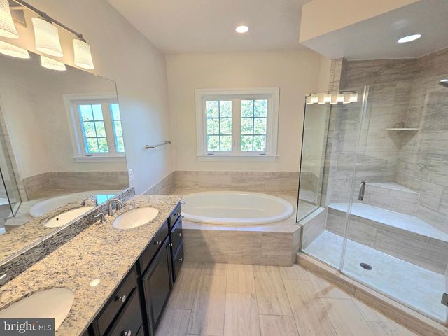 5415 STREAM BANK LN, Greenbelt, MD 20770