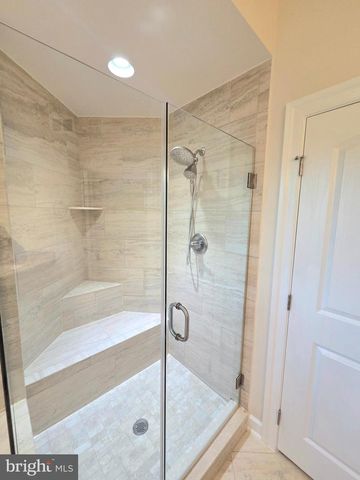 5415 STREAM BANK LN, Greenbelt, MD 20770