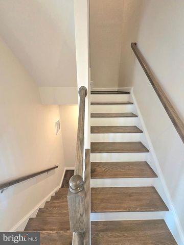 5415 STREAM BANK LN, Greenbelt, MD 20770