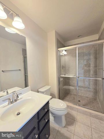 5415 STREAM BANK LN, Greenbelt, MD 20770