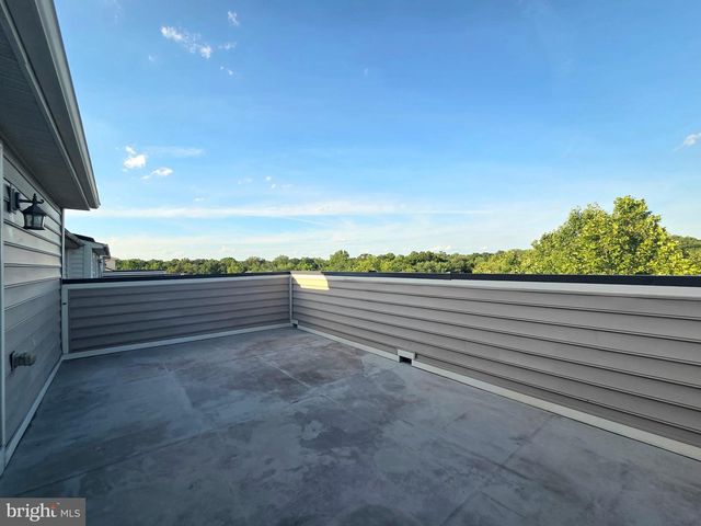 5415 STREAM BANK LN, Greenbelt, MD 20770