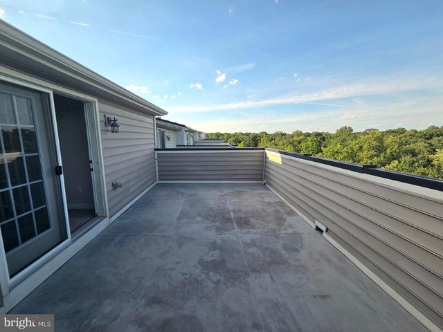 5415 STREAM BANK LN, Greenbelt, MD 20770