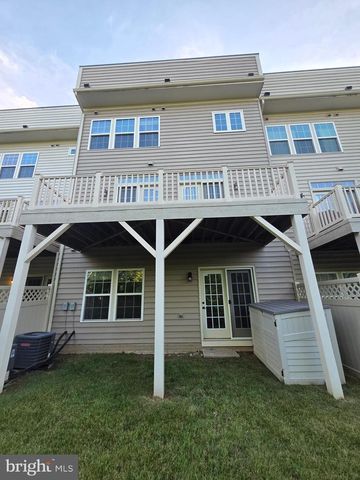 5415 STREAM BANK LN, Greenbelt, MD 20770