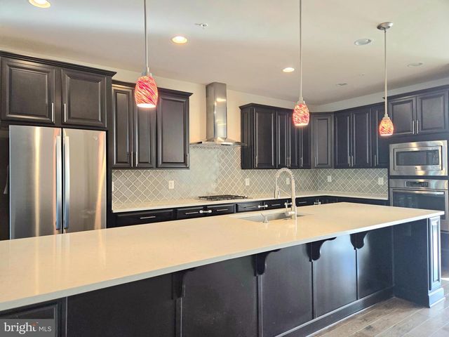 5415 STREAM BANK LN, Greenbelt, MD 20770