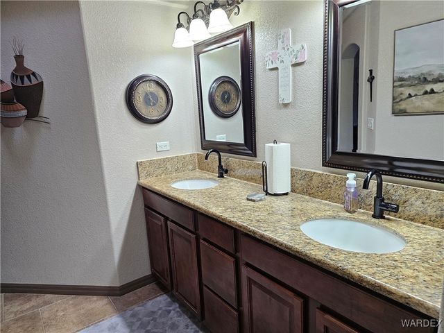 6246 S Vista Laguna Drive, Fort Mohave, AZ 86426