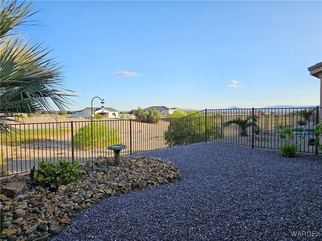 6246 S Vista Laguna Drive, Fort Mohave, AZ 86426