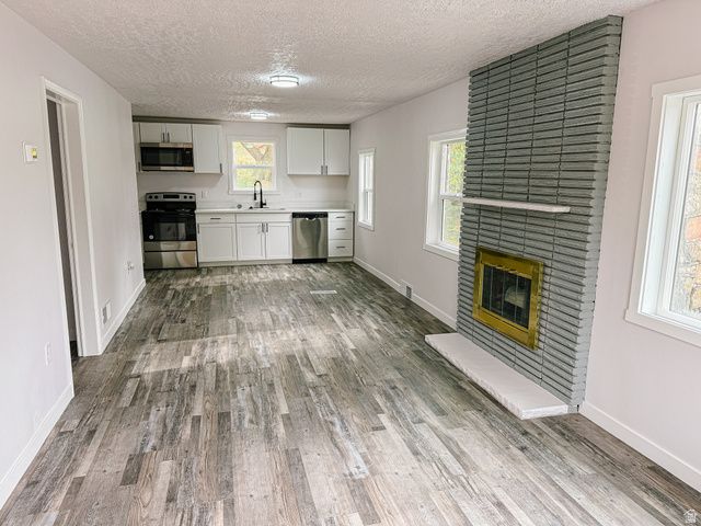 2540 N MOUNTAIN RD, North Ogden, UT 84414