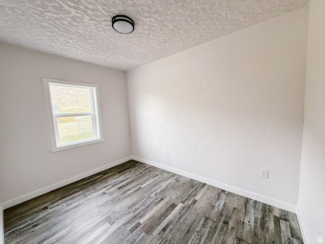 2540 N MOUNTAIN RD, North Ogden, UT 84414