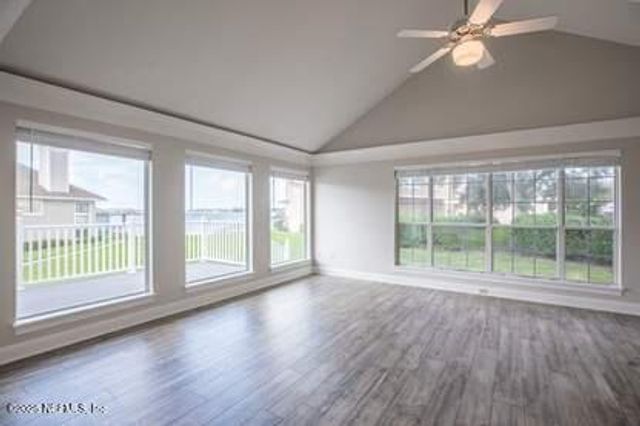 4967 LAUREL GREEN Way E, Jacksonville, FL 32225