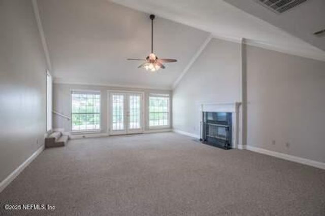 4967 LAUREL GREEN Way E, Jacksonville, FL 32225