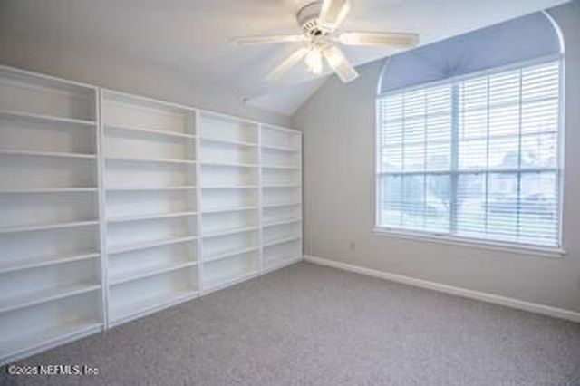 4967 LAUREL GREEN Way E, Jacksonville, FL 32225