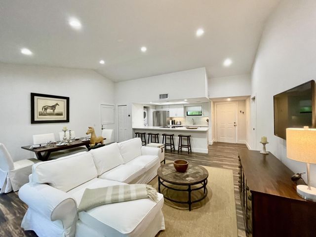 11863 WIMBLEDON Circle 546, Wellington, FL 33414