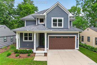 15844 Kirkshire Avenue, Beverly Hills Village, MI 48025