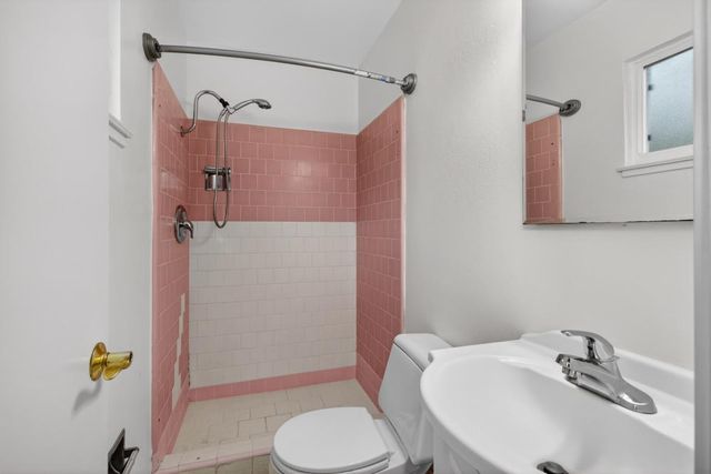 6013 Ellerslee Dr, Carmichael, CA 95608