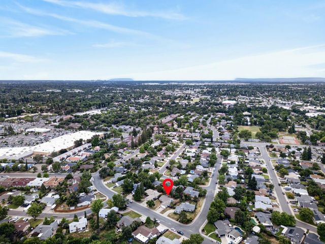 6013 Ellerslee Dr, Carmichael, CA 95608