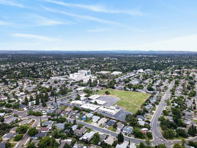 6013 Ellerslee Dr, Carmichael, CA 95608