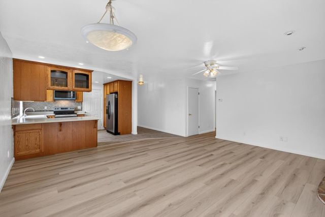 6013 Ellerslee Dr, Carmichael, CA 95608