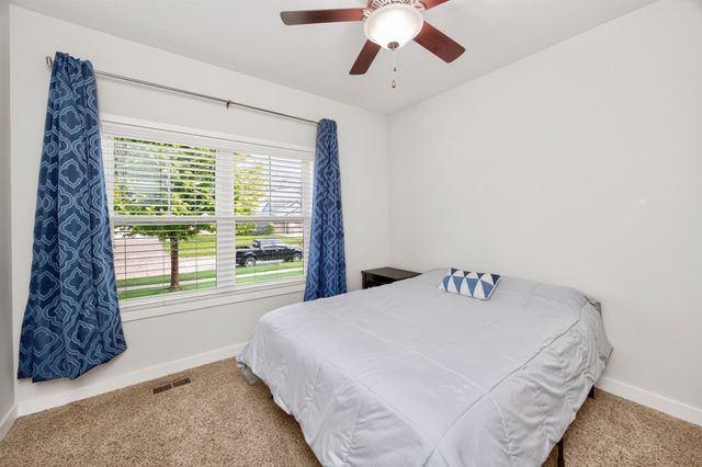 2500 NE 11th Street, Grimes, IA 50111