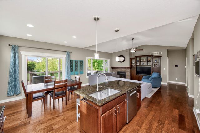 2500 NE 11th Street, Grimes, IA 50111