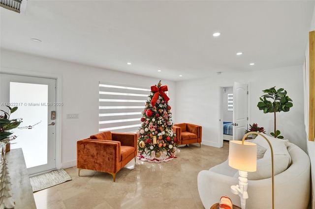 10401 SW 53rd St, Miami, FL 33165