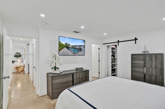 10401 SW 53rd St, Miami, FL 33165