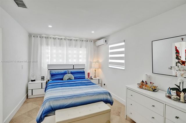 10401 SW 53rd St, Miami, FL 33165