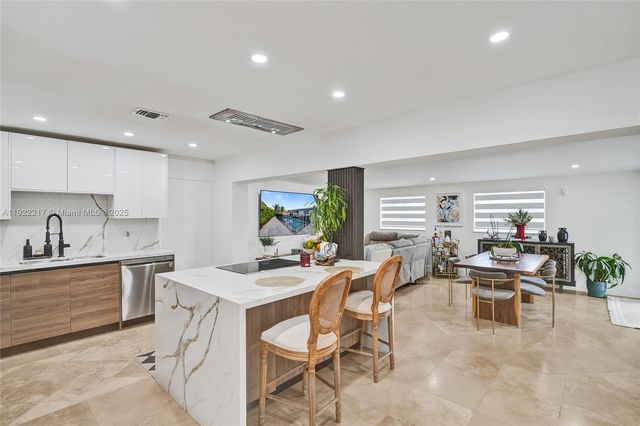 10401 SW 53rd St, Miami, FL 33165