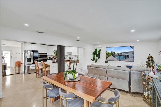 10401 SW 53rd St, Miami, FL 33165