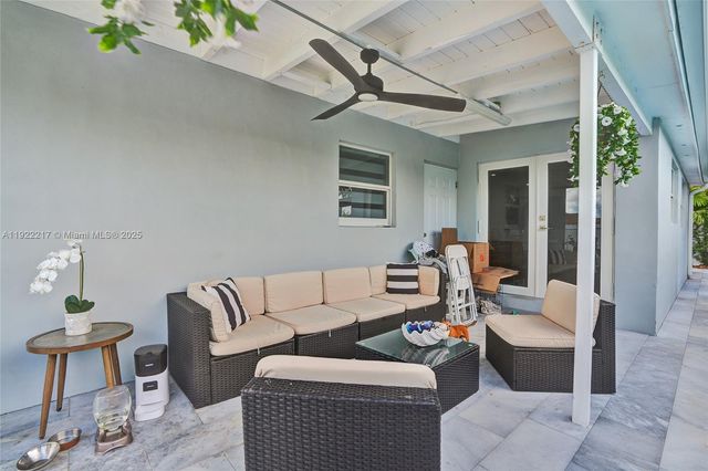 10401 SW 53rd St, Miami, FL 33165