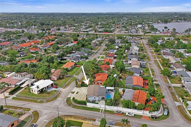 10401 SW 53rd St, Miami, FL 33165