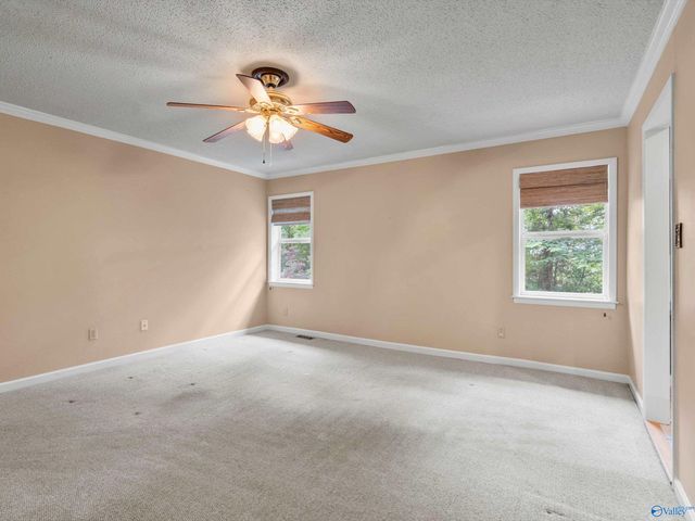 718 Versailles Drive SE, Huntsville, AL 35803