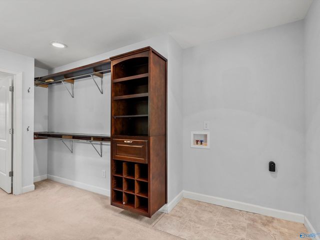 718 Versailles Drive SE, Huntsville, AL 35803