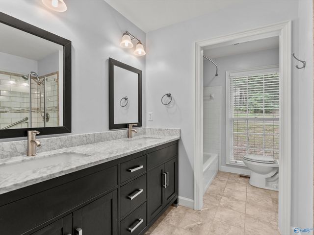 718 Versailles Drive SE, Huntsville, AL 35803