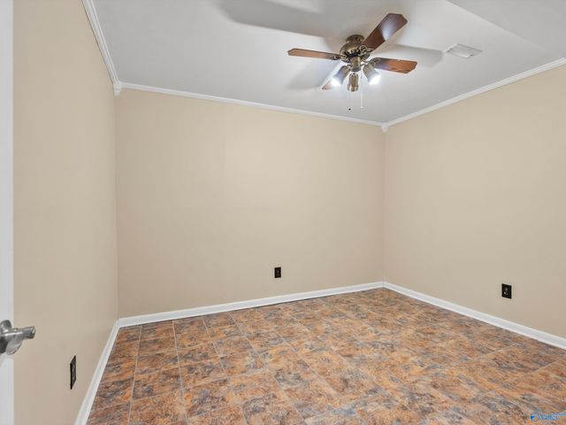 718 Versailles Drive SE, Huntsville, AL 35803