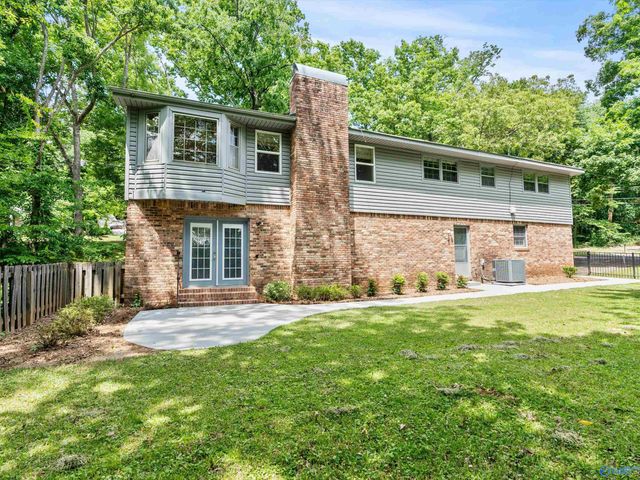 718 Versailles Drive SE, Huntsville, AL 35803