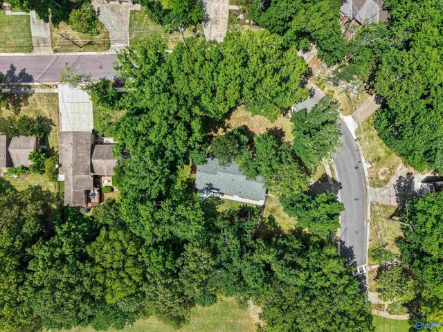 718 Versailles Drive SE, Huntsville, AL 35803