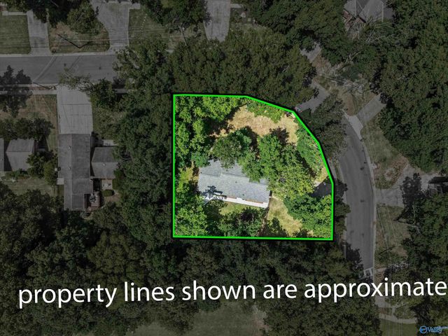 718 Versailles Drive SE, Huntsville, AL 35803