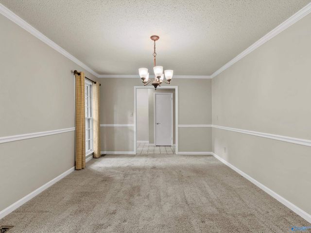 718 Versailles Drive SE, Huntsville, AL 35803